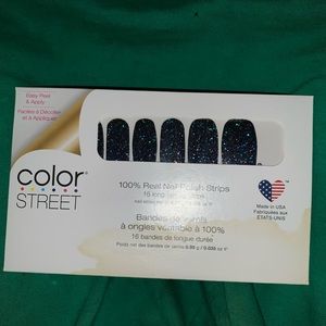 2 for $12! Color Street Holidaze nail polish strips NIB